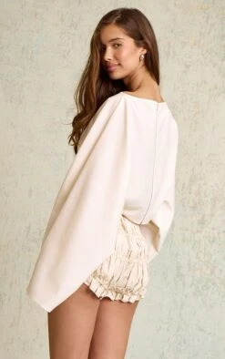 Prettylittlething Cream Lightweight Woven Balloon Sleeve Crop Top 6 Prettylittlething Cream Lightweight Woven Balloon Sleeve Crop Top -Pretty Little Thing Shop 97bf44d1ad1b57ca7d7f7192ed0e9ede814f7071 CNN0274 2 cream lightweight woven balloon sleeve crop top