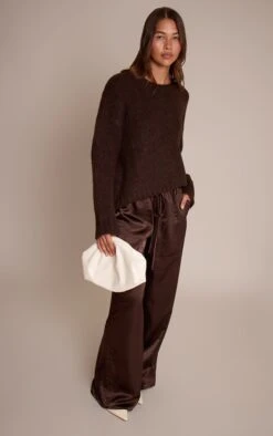 Chocolate Rib Detail Oversized Sweater -Pretty Little Thing Shop 98431663a645b88c6d2637fb56677b2003d96f57 CNN9677 3 chocolate rib detail oversized jumper