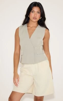 Prettylittlething Sage Woven Pocket Detail Plunge Vest
