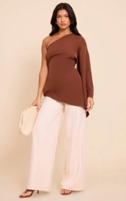 Prettylittlething Chocolate Woven Asymmetric Flare Sleeve Long Top -Pretty Little Thing Shop 9dba92acbf5aaacfc87f73f90b59c34ea7e79e10 CNN6935 3 chocolate woven asymmetric flare sleeve long top
