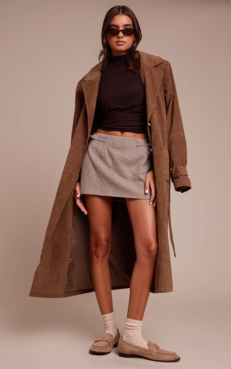 Prettylittlething Dark Chocolate Soft Touch High Neck Ruched Detail Long Sleeve Top - Image 3