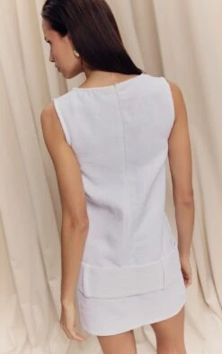 Prettylittlething White Boucle Oversized Low Belt Shift Dress -Pretty Little Thing Shop a1d6af073450019beba6ea4c999196642b644620 CNL8423 4 white boucle oversized low belt shift dress