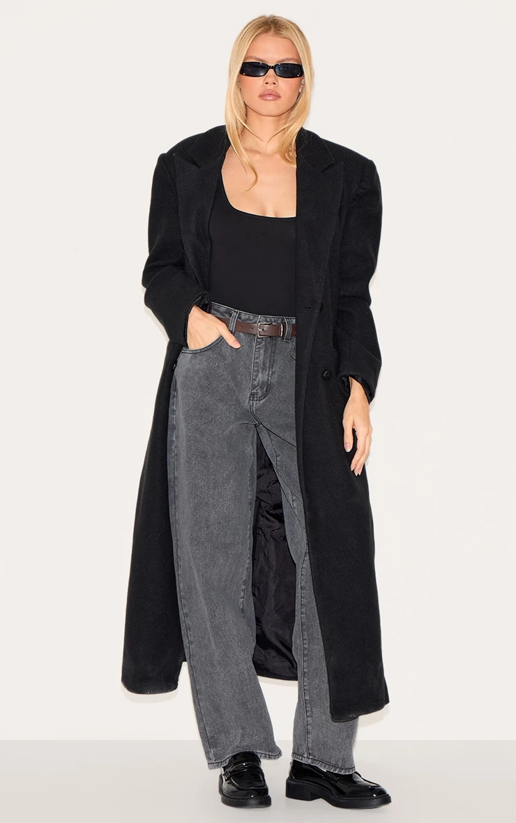 Prettylittlething Washed Grey Dipped Back Waistband Boyfriend Jeans 2 Prettylittlething Washed Grey Dipped Back Waistband Boyfriend Jeans - Image 2