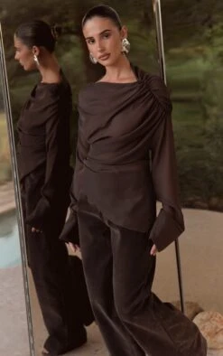 Prettylittlething Khaki Faux Suede Straight Leg Pants 8 Prettylittlething Khaki Faux Suede Straight Leg Pants -Pretty Little Thing Shop a2ded16a48fe86e7eb30e423c90bff720ad9f2de CNO4072 4 dark chocolate faux suede straight leg trousers