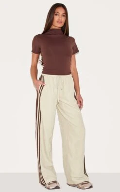 Prettylittlething Sage Peach Skin Contrast Stripe Wide Leg Pants 6 Prettylittlething Sage Peach Skin Contrast Stripe Wide Leg Pants -Pretty Little Thing Shop a33d49099e020f7df90806e10fd6c2f0bb00e8f0 CNM0517 1 sage peachskin contrast stripe wide leg trousers