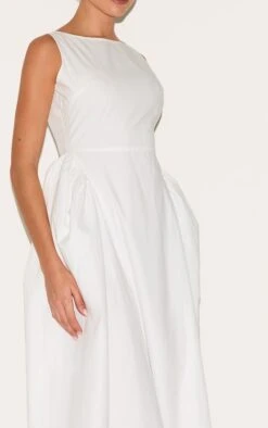 Prettylittlething White Cotton Boat Neck Maxi Dress -Pretty Little Thing Shop a3e593e0b15fe7d205906834577716ef20e28400 CNM3575 4 white cotton boat neck maxi dress