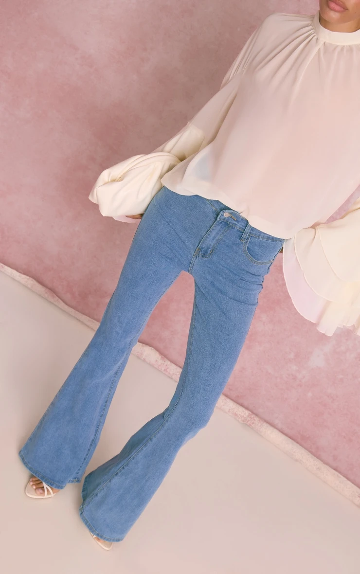 Prettylittlething Blue 5 Pocket Stretch Flared Jeans 2 Prettylittlething Blue 5 Pocket Stretch Flared Jeans - Image 2