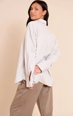 Prettylittlething Light Grey Cotton Oversized Cuff Shirt -Pretty Little Thing Shop a6b60fb506d7bb13d1fb3347fa7d5d789982ec6d CNN0874 2 light grey cotton oversized cuff shirt