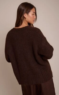 Chocolate Rib Detail Oversized Sweater -Pretty Little Thing Shop add5a1f0bc5dccfaf49351de7d7a8fe8d055eff1 CNN9677 2 chocolate rib detail oversized jumper