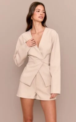 Prettylittlething Light Grey Tailored Mid Rise Shorts