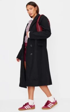 Prettylittlething Black Double Breasted Wool Look Overcoat -Pretty Little Thing Shop afe316f71399b0b8a47fbaf87fa27924792f7f59 cnd3377 3