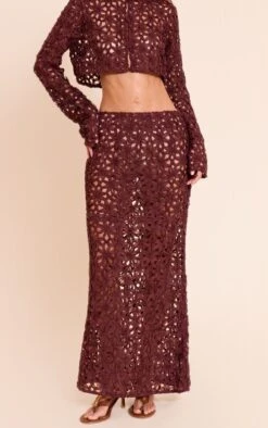 Dark Brown Textured Floral Maxi Skirt 6 Dark Brown Textured Floral Maxi Skirt -Pretty Little Thing Shop b34a2b62b93ba3c8fb0e08a74b095c31628ea530 CNN9763 2 dark brown textured floral maxi skirt