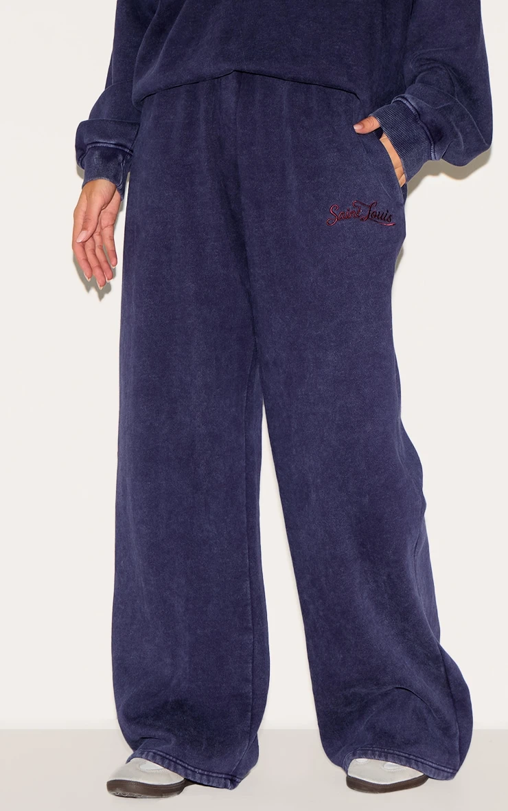 Prettylittlething Navy Saint Louis Embroidered Wide Leg Sweatpants 2 Prettylittlething Navy Saint Louis Embroidered Wide Leg Sweatpants - Image 2