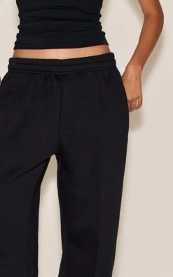 Black Pintuck Oversized Cuffed Sweatpant -Pretty Little Thing Shop b3bfcfa8b5e58f49f06a94a331ce411d8781c7d9 CNO2071 4 black pintuck oversized cuffed jogger