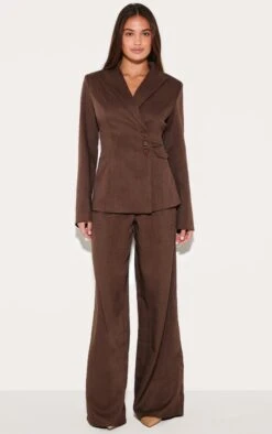 Prettylittlething Chocolate Woven Tailored Cinched Waist Blazer 7 Prettylittlething Chocolate Woven Tailored Cinched Waist Blazer -Pretty Little Thing Shop b5f0d85f81e7cec125a703eb4bb4856ef3e08d82 cnl7274 3