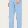 Prettylittlething Light Blue Wash Seam Detail Straight Leg Jean -Pretty Little Thing Shop b91f87ebd5473d9b78c0dc8a5b527ceb315a6e30 cnl5332 2