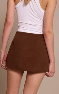 Prettylittlething Chocolate Faux Suede Croc Textured Mini Skirt -Pretty Little Thing Shop babdb59b8f39f8478490be5b66e77d4a574a88b4 CNO6384 3 chocolate faux suede croc textured mini skirt