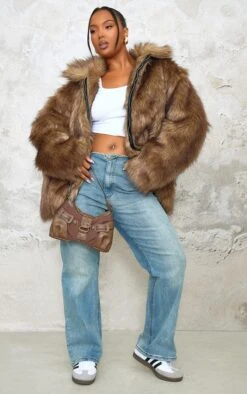 Prettylittlething Plus Dark Brown Faux Fur Oversized Coat -Pretty Little Thing Shop bac841ba5688f94ea21b4434afe0f1e37792242f cnk3490 3