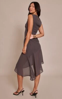 Prettylittlething Grey Chiffon Boat Neck Asymmetric Midi Dress 6 Prettylittlething Grey Chiffon Boat Neck Asymmetric Midi Dress -Pretty Little Thing Shop bd573b9086bafaf8bb780d6f9ef0fcc171b7c6e8 CNO3196 2 grey chiffon boat neck asymmetric midi dress