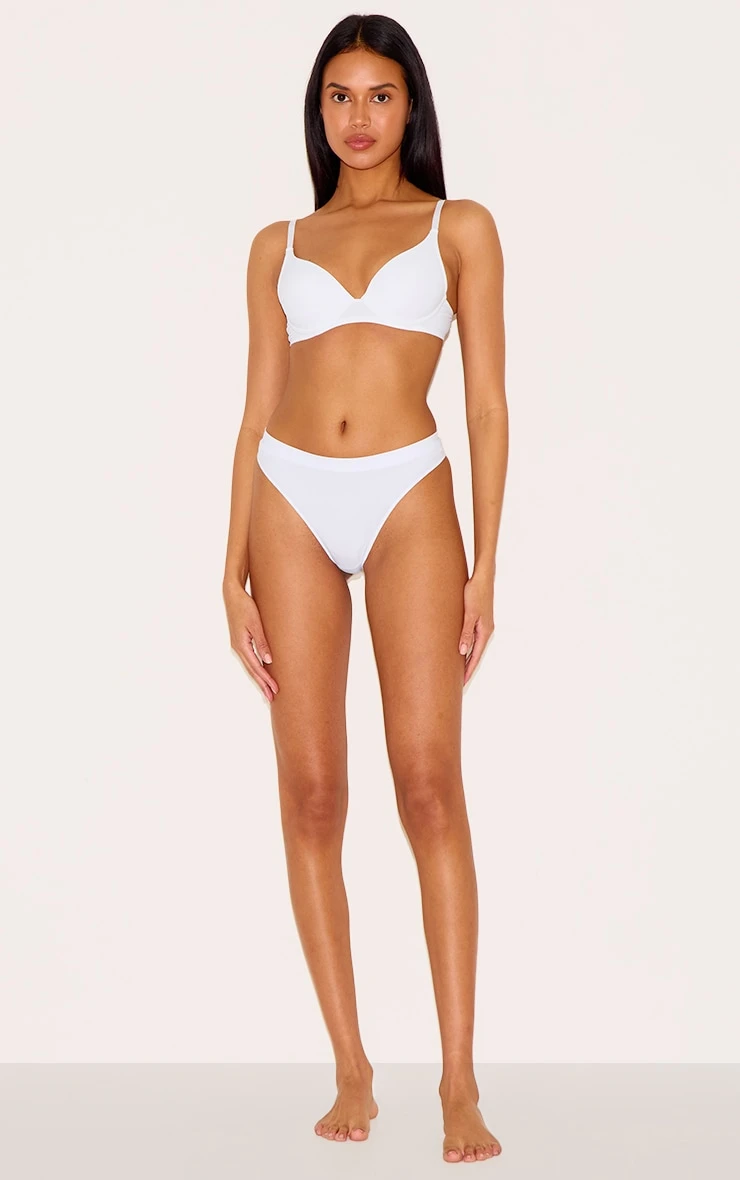 Prettylittlething White Scoop Cupped Underwired Bra 3 Prettylittlething White Scoop Cupped Underwired Bra - Image 3