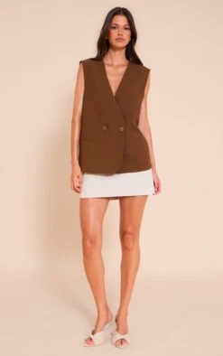 Prettylittlething Brown Boxy Oversized Vest -Pretty Little Thing Shop c2288950103ad3ef6d0b245afe4424fbffff1d56 CNM2941 3 brown boxy oversized waistcoat