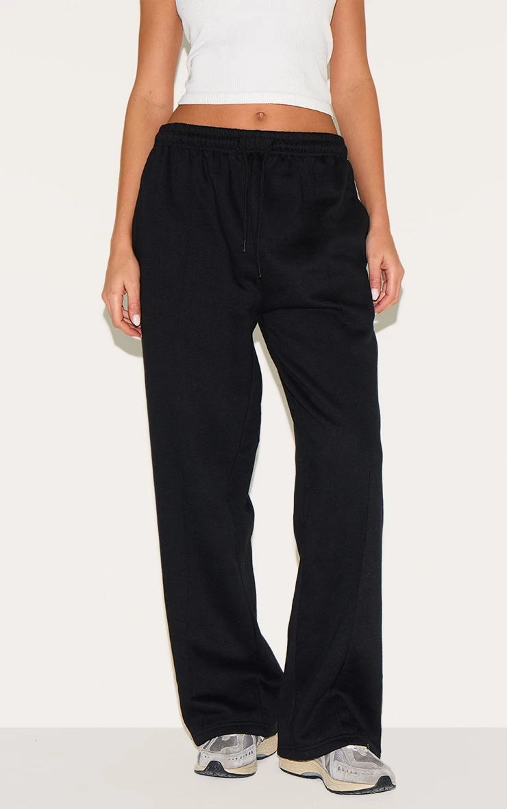 Prettylittlething Black Wide Leg Seam Detail Sweatpants 2 Prettylittlething Black Wide Leg Seam Detail Sweatpants - Image 2