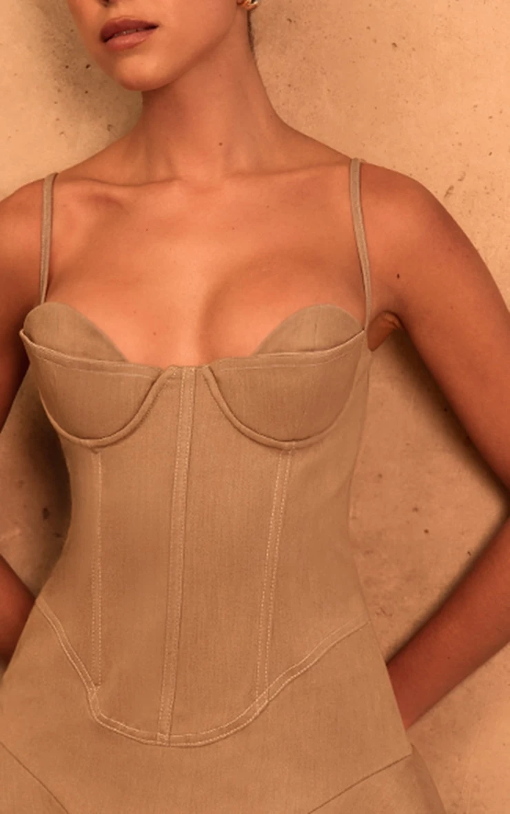 Prettylittlething PLT Label Stone Denim Look Tailored Bust Detail Pleated Hem Bodycon Dress - Image 4