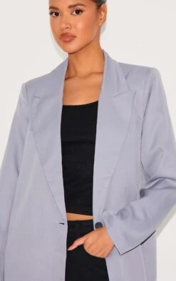 Prettylittlething Grey Oversized Drapey Button Detail Blazer -Pretty Little Thing Shop c547db5c192aa51f4183af685844cbc5d3d188d1 cmz1730 4