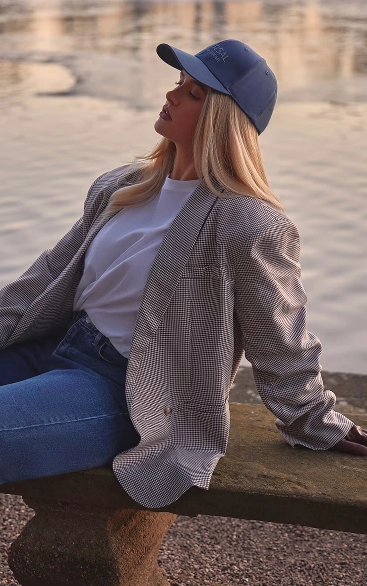 Prettylittlething White Cotton Oversized Long Sleeve T-Shirt