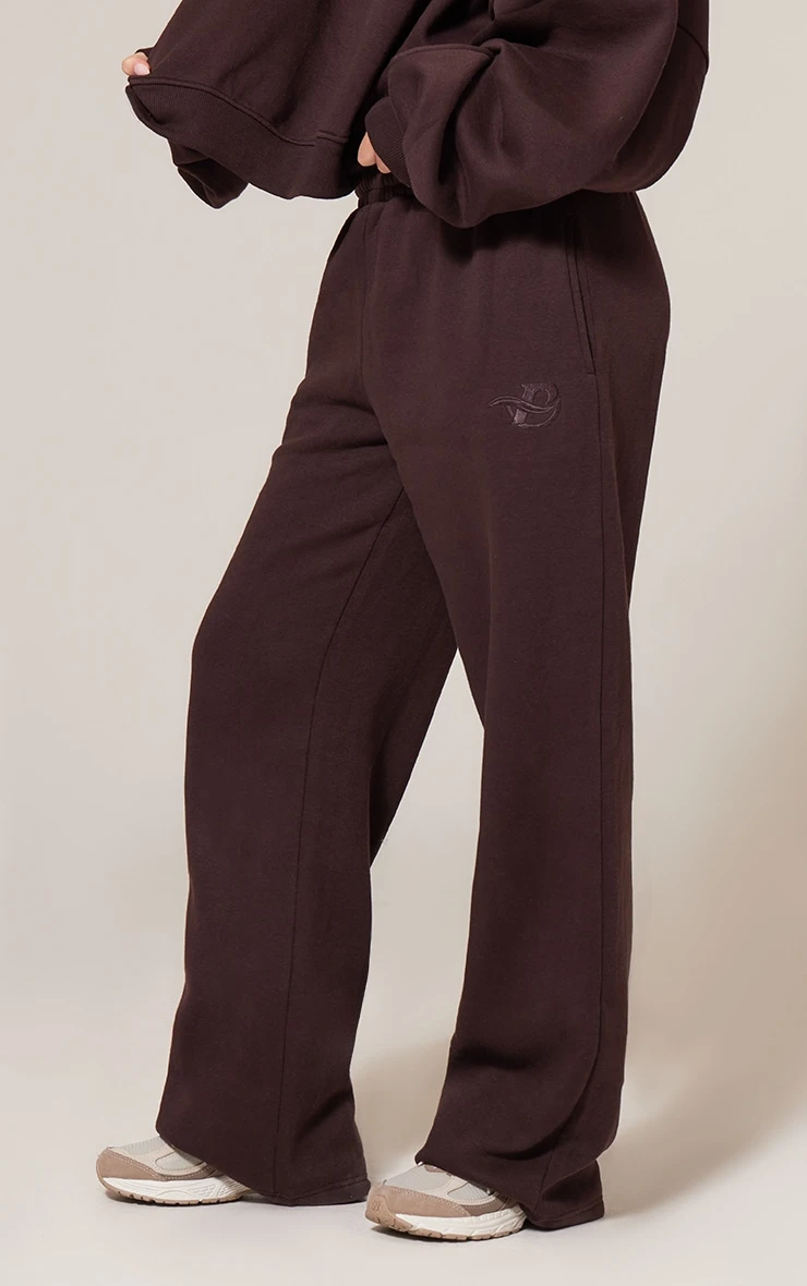 PRETTYLITTLETHING Chocolate Wide Leg Embroidered Sweatpants 2 PRETTYLITTLETHING Chocolate Wide Leg Embroidered Sweatpants - Image 2