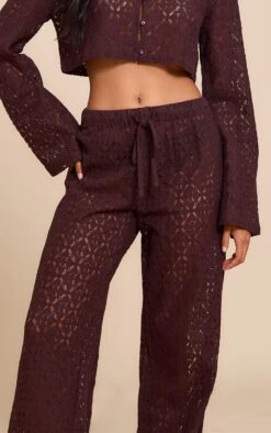 Prettylittlething Brown Lace Straight Leg Pant 8 Prettylittlething Brown Lace Straight Leg Pant -Pretty Little Thing Shop cc68fe571b43b1b4c0c91f56660016e2408b24de CNM3202 4 brown lace straight leg trouser