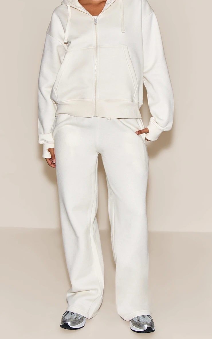 Prettylittlething Cream Wide Leg Oversized Sweatpants 2 Prettylittlething Cream Wide Leg Oversized Sweatpants - Image 2