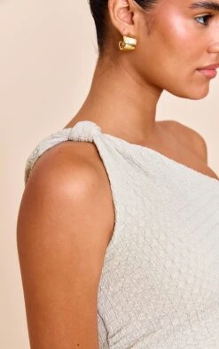 Prettylittlething Sage Textured Knot Detail Bodycon Dress -Pretty Little Thing Shop ce98b23433c32f1a3affb5a213858319cb5c046f CNN7314 4 sage textured knot detail bodycon dress