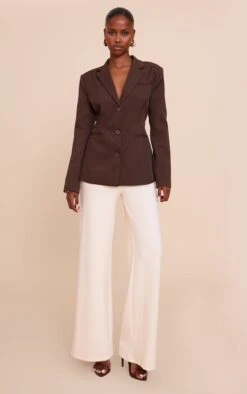 Prettylittlething Dark Brown Cinched Back Single Breasted Blazer -Pretty Little Thing Shop cf5d075fc8ee5becc40008e8975bc86658ceee6d CNN1172 3 dark brown cinched back single breasted blazer