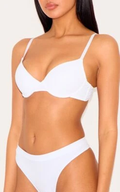 Prettylittlething White Underwired T-shirt Bra -Pretty Little Thing Shop d161be4d7e084ea69ccadb2b4906e22c2a1fd925 CNL6123 4 white underwired t shirt bra