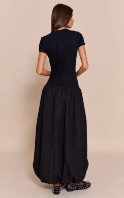 Black Dropped Waist T Shirt Puff Ball Hem Maxi Dress 6 Black Dropped Waist T Shirt Puff Ball Hem Maxi Dress -Pretty Little Thing Shop d61b612833f966c78dc1ca9067ecb18b03114fab CNO2453 2 black sleeveless straight neck shift dress