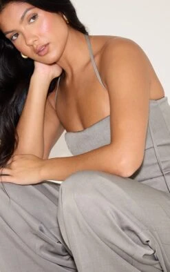 Prettylittlething Mocha Woven Tailored Halterneck Jumpsuit -Pretty Little Thing Shop d6d1e4de1048e3c5e4e04a8af9e9a9f886003c86 CNN7771 4 mocha woven tailored halterneck jumpsuit