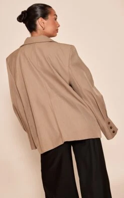 Prettylittlething Mocha Super Boxy Sleeve Seam Detail Blazer -Pretty Little Thing Shop da0254c16751e2284a03b87f5e261f405c8596f4 CNM5303 2 mocha super boxy sleeve seam detail blazer