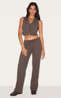 Prettylittlething Chocolate Distressed Textured Rib Boxy -Pretty Little Thing Shop dabfa6dbb14a9374dbafce94e6c649b5630dec40 CNM8612 3 chocolate distressed textured rib boxy