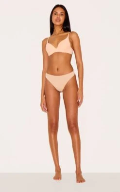 Prettylittlething Light Nude Scoop Cupped Underwired Bra -Pretty Little Thing Shop de0830e469481ffe80169035ae54bfeddd58842d CNL6119 3 light nude scoop cupped underwired bra