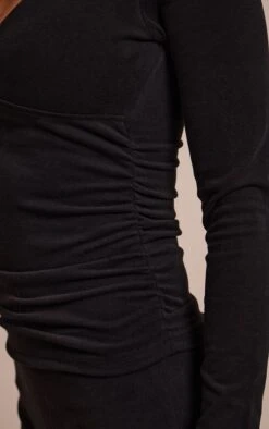 Prettylittlething Black Soft Cotton V Neck Long Sleeve Top -Pretty Little Thing Shop de7346e2c0141731fbe0a672fb247b94196c4938 CNO4740 4 black soft cotton v neck long sleeve top