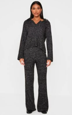 Prettylittlething Black Marl Knit V Neck Oversized Sweater -Pretty Little Thing Shop dea4e76e95234d2ca68ddc652ddf849039befe71 cnl5219 3