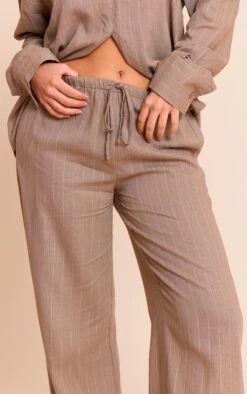 Prettylittlething Taupe Pinstripe Casual Pant -Pretty Little Thing Shop e00e203add55845276a1530db7bc3b87a58b45ae CNN4170 4 taupe pinstripe casual trouser