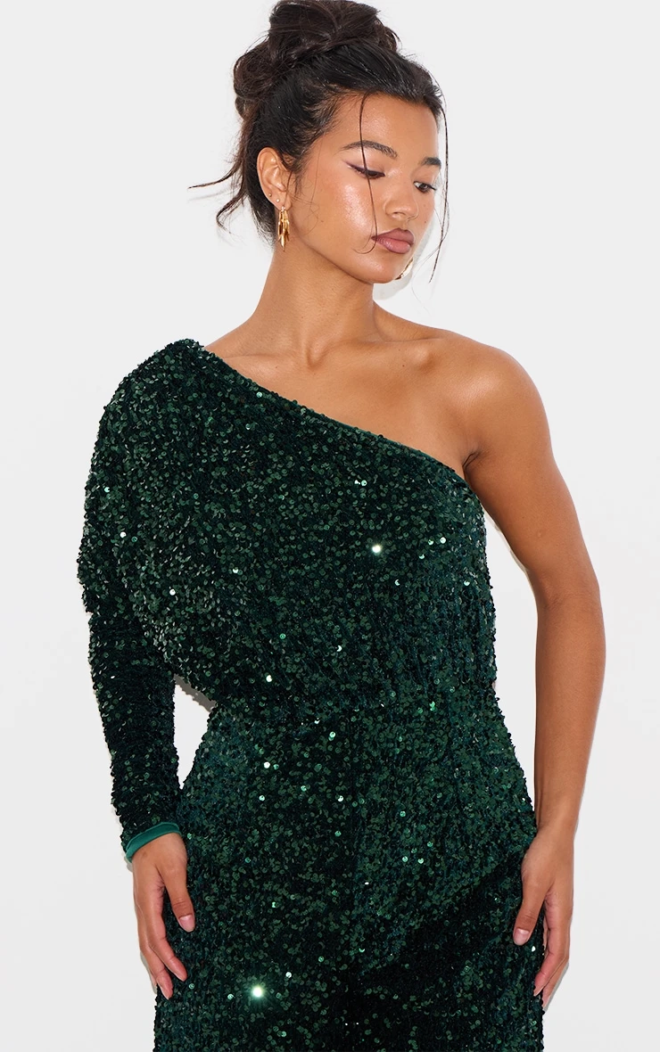 Prettylittlething Emerald Green Velvet Sequin One Shoulder Wide Leg Jumpsuit 4 Prettylittlething Emerald Green Velvet Sequin One Shoulder Wide Leg Jumpsuit - Image 4
