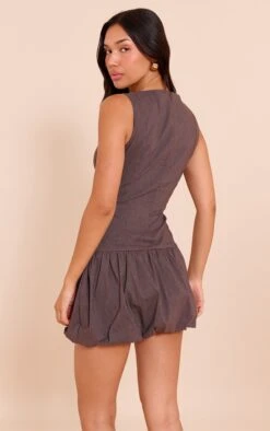 Prettylittlething Chocolate Stretch Woven Puffball Dress 6 Prettylittlething Chocolate Stretch Woven Puffball Dress -Pretty Little Thing Shop e1ca722fc33017258522aaa7b0aa4891dcd14c20 CNN4651 2 chocolate stretch woven puffball dress