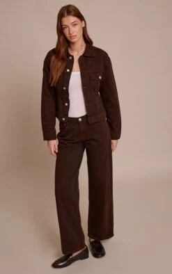 Prettylittlething Dark Chocolate Pleated Cinch Back Denim Jacket 7 Prettylittlething Dark Chocolate Pleated Cinch Back Denim Jacket -Pretty Little Thing Shop e39e159f615a82cc1e03ddf58dff502f0db1e07b CNN6696 3 dark chocolate pleated cinch back denim jacket