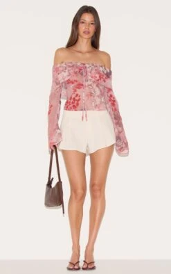 Prettylittlething Dusty Pink Printed Bardot Chiffon Blouse -Pretty Little Thing Shop e6717538107b6ac7210474985d157cf37da1b234 CNM1680 3 dusty pink printed bardot chiffon blouse