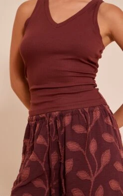 Prettylittlething Chocolate Soft Rib V Neck Vest Top -Pretty Little Thing Shop ea2f845a880cd799bb62981ccd46e3d96e636e1c CNM9812 4 chocolate soft rib v neck vest top