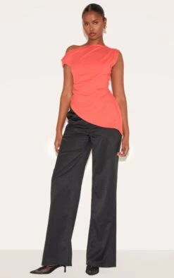 Prettylittlething Red Asymmetric Shoulder Extreme Longline Top -Pretty Little Thing Shop ea8a277556963f2195b35d53361b2973d5a05a75 CNM9066 3 red asymmetric shoulder extreme longline top