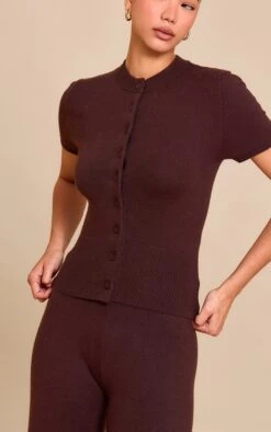 Prettylittlething ChocolateKnit Button Through Top 8 Prettylittlething ChocolateKnit Button Through Top -Pretty Little Thing Shop eb8e3c344dc7964f1d3980ed5144bf8e79480c56 CNM1288 4 chocolate knit button through top